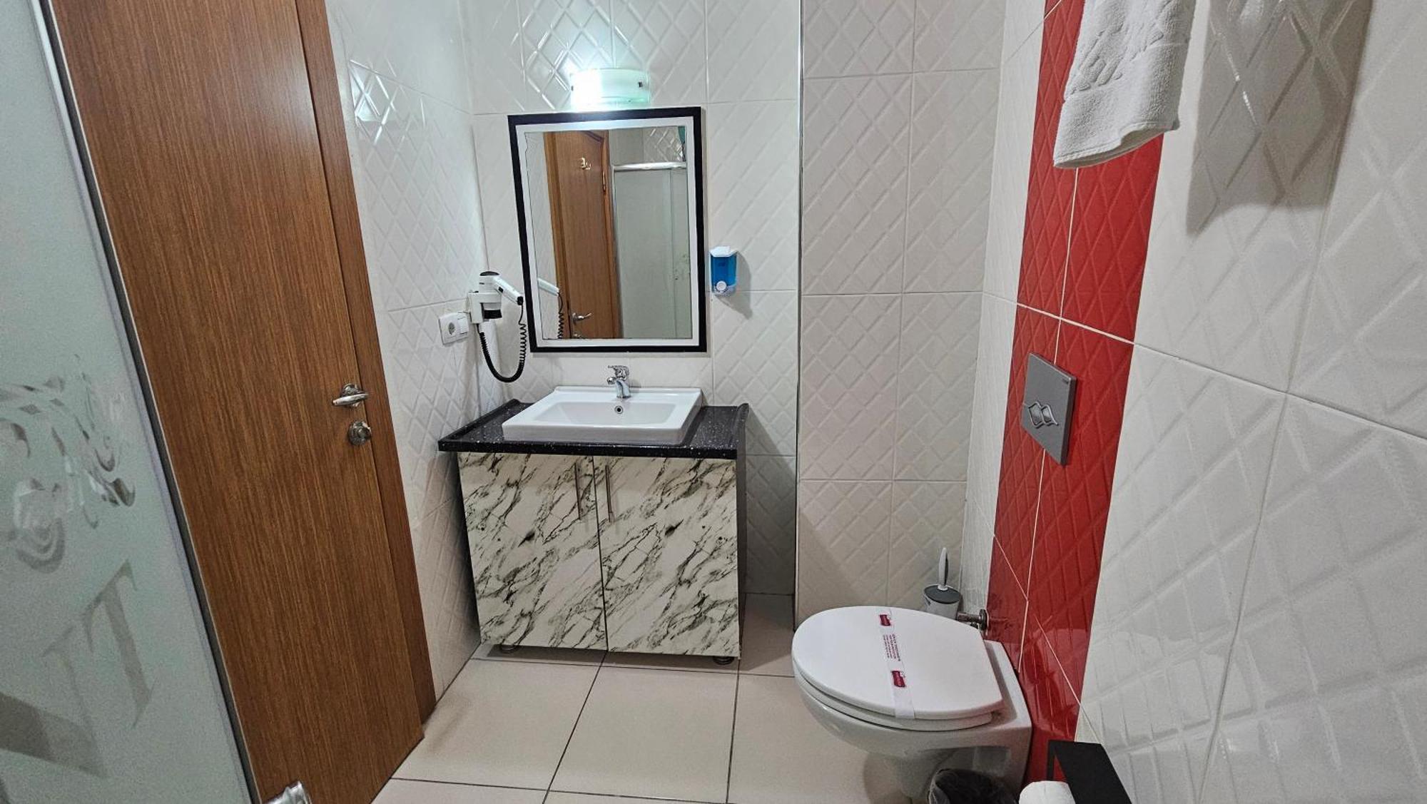 Pointbreak Otel ترابزون المظهر الخارجي الصورة