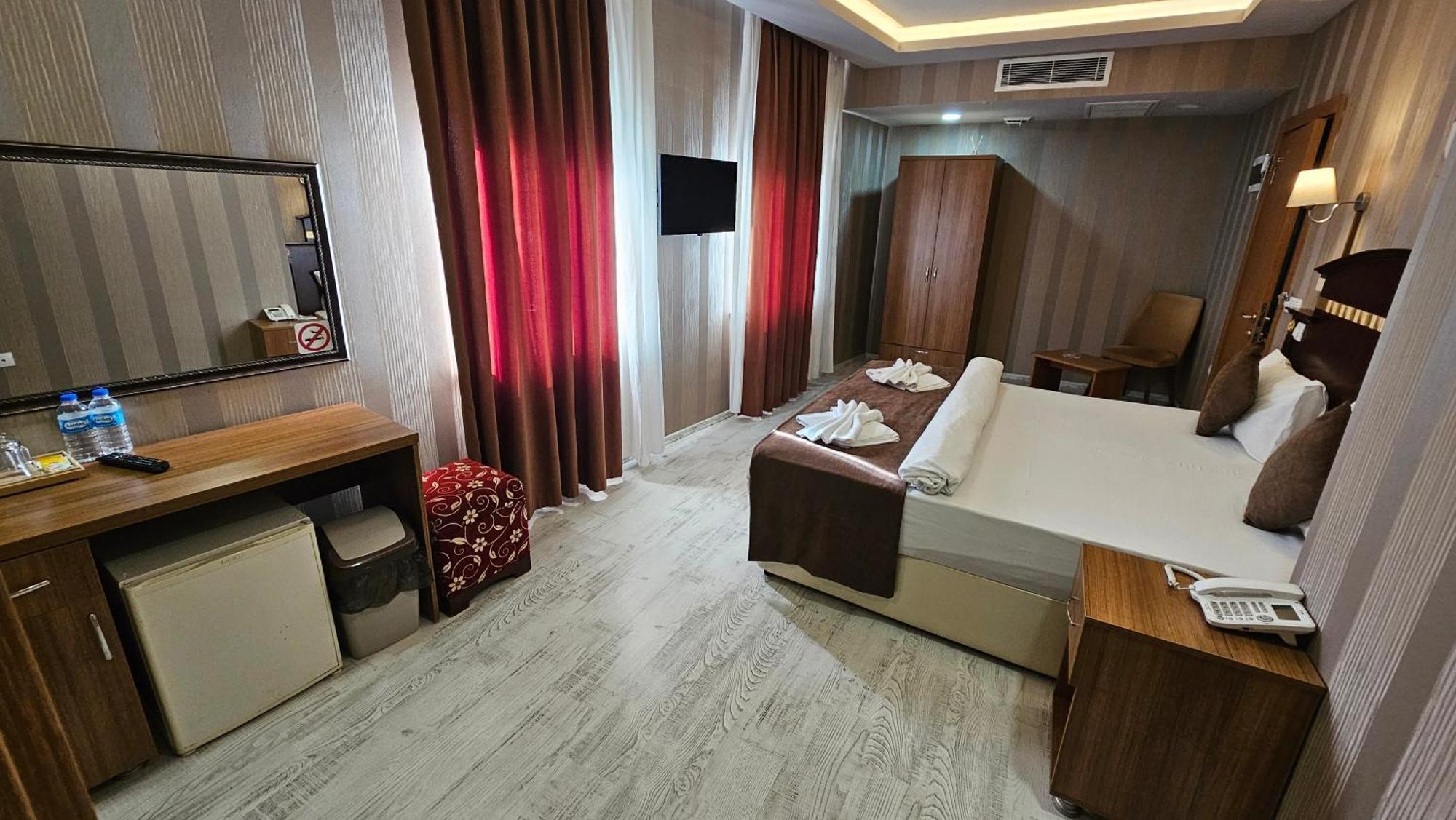 Pointbreak Otel ترابزون المظهر الخارجي الصورة